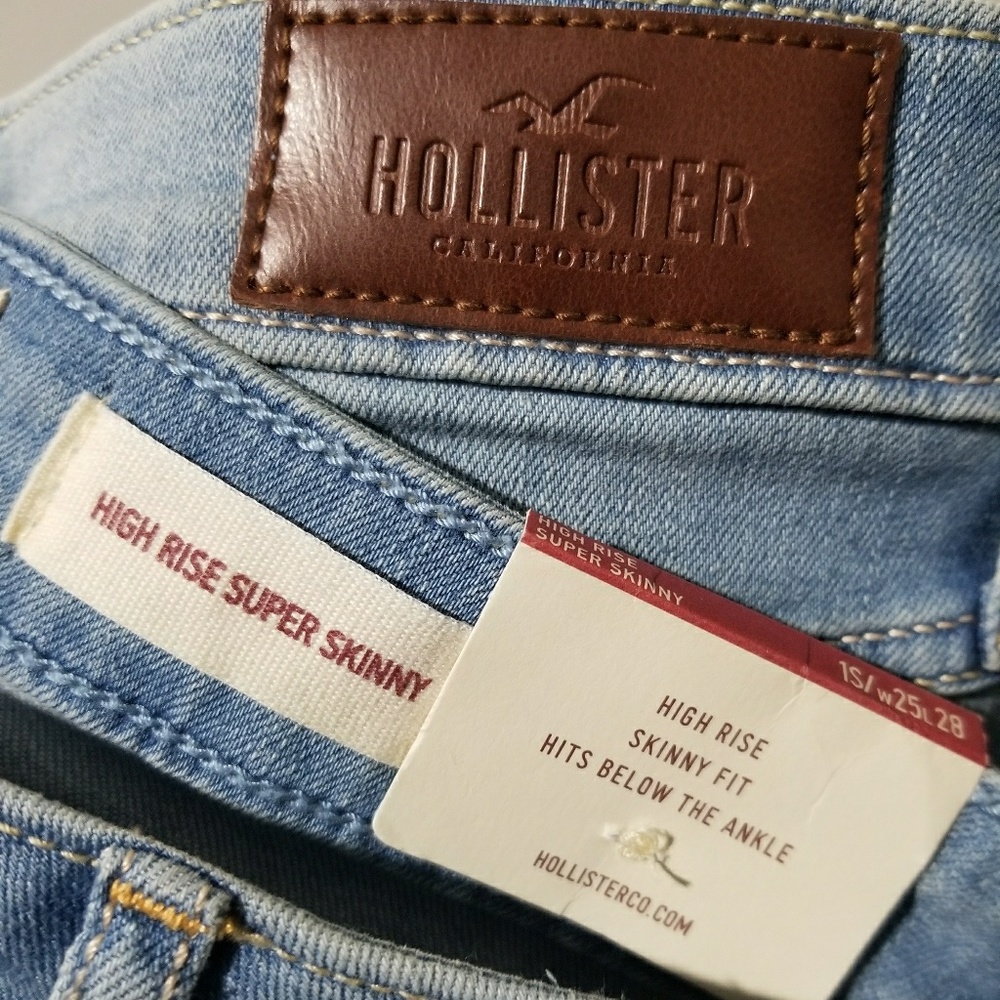 NWT Hollister high rise super skinny jean